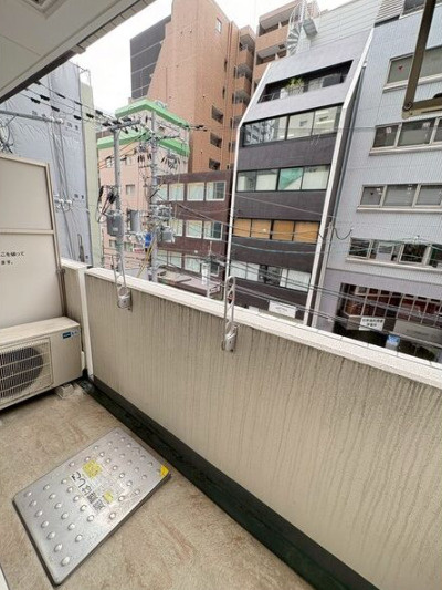 フロンティアコート堺筋本町(旧 ノーブルコート堺筋本町)のバルコニー