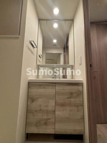 コンフォリア・リヴ本町ＷＥＳＴ Ｑの洗面所