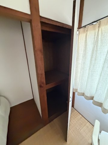大日丘1丁目貸家の収納