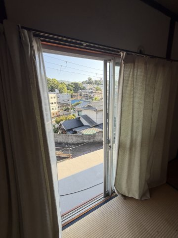 大日丘1丁目貸家のバルコニー