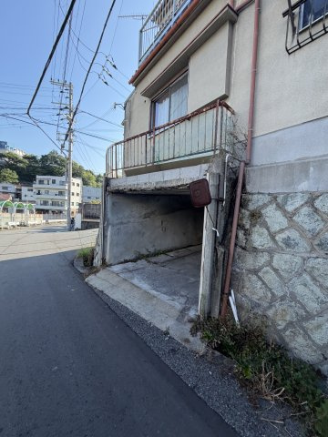大日丘1丁目貸家の駐車場