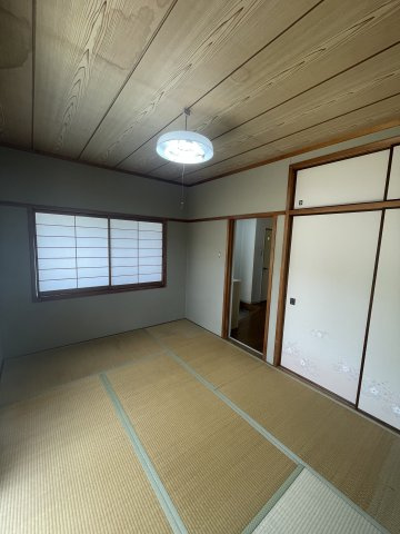 松浦邸貸家の玄関