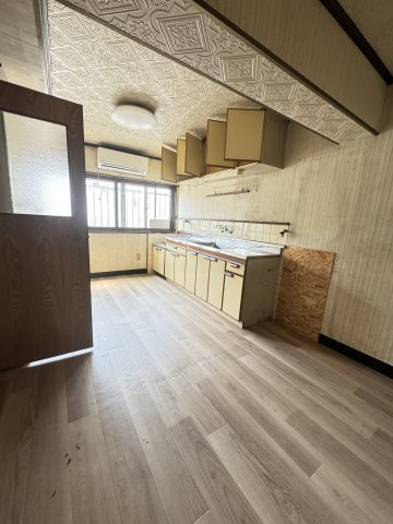 須磨区妙法寺字津江田戸建の居間・リビング