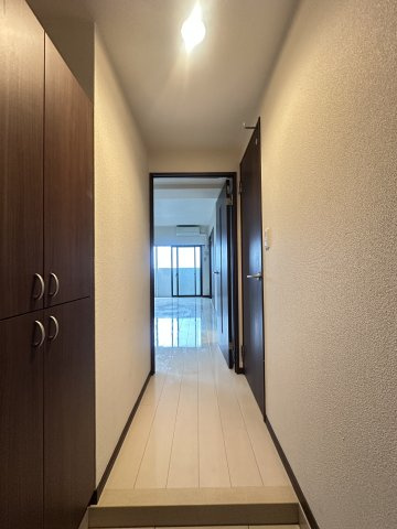 ウインステージ箱崎の玄関