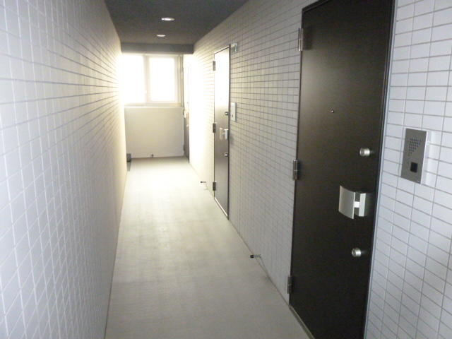 川崎市多摩区宿河原２丁目の賃貸マンションのロビー