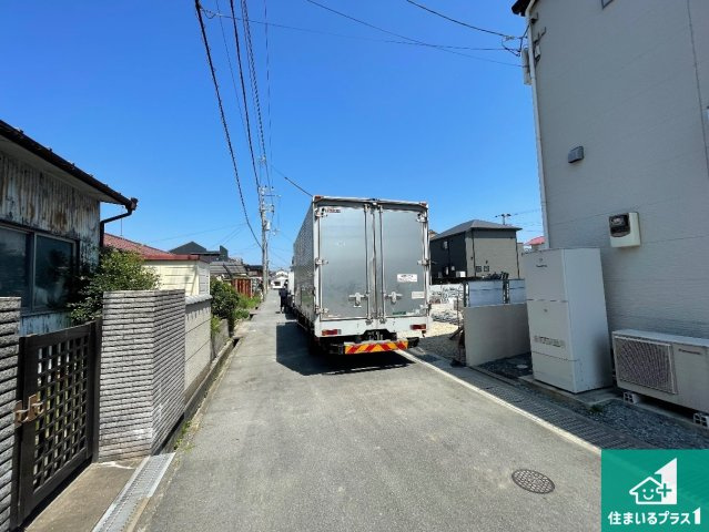 姫路市大津区長松　第4期　新築一戸建ての前面道路含む現地写真|周辺は落ち着いた街並みの住宅地！子育てがしやすい住環境です！まだ未完成ですが、現地でしかわからない事もございます。是非一度ご覧ください。