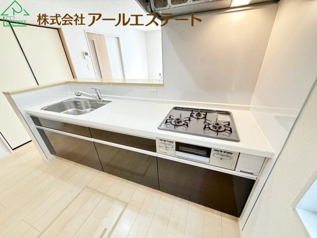 加古川市野口町良野　　中古戸建のキッチン