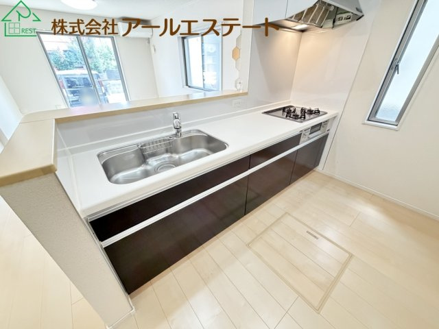 加古川市野口町良野　　中古戸建のキッチン
