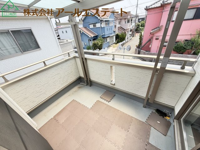 加古川市野口町良野　　中古戸建のバルコニー