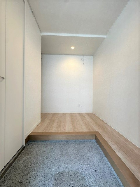 広尾アパートメントの玄関|※参考写真