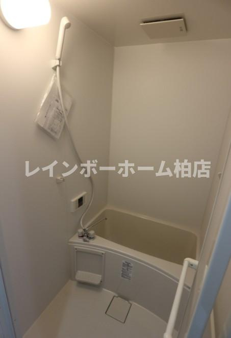 ムーンリバー北小金の浴室|コンパクトで使いやすいお風呂です