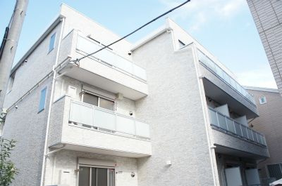 リブリ・リヴァージュの外観