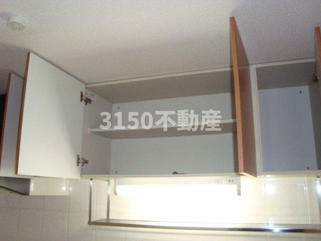 エル・アールの森のキッチン|キッチン吊戸棚