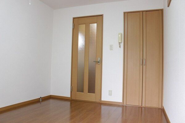 プログレ中央の居間・リビング|他部屋参考写真