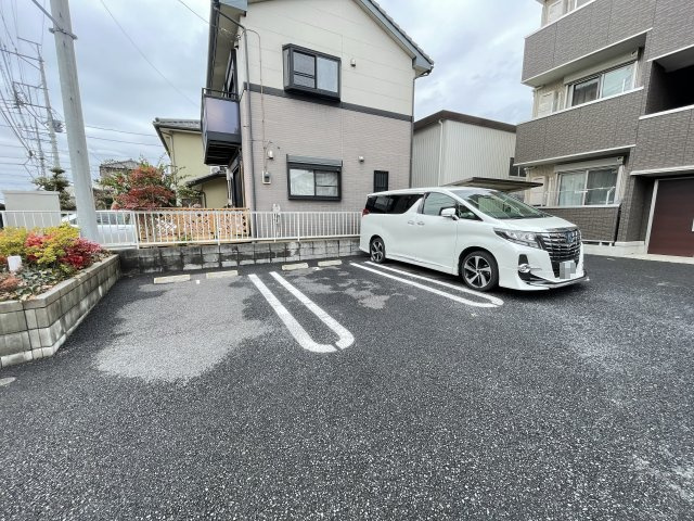メルヴェーユの駐車場