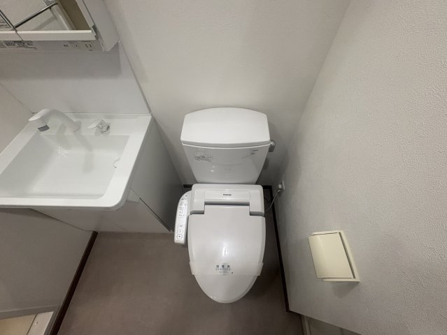 S-FORT江坂LIBERTSのトイレ