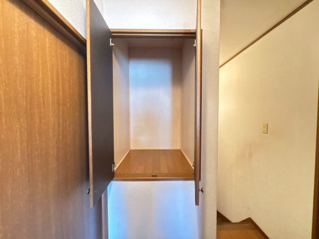 高石市西取石７丁　中古戸建の収納