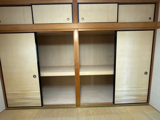 高石市西取石７丁　中古戸建の収納