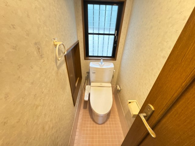 高石市西取石７丁　中古戸建のトイレ