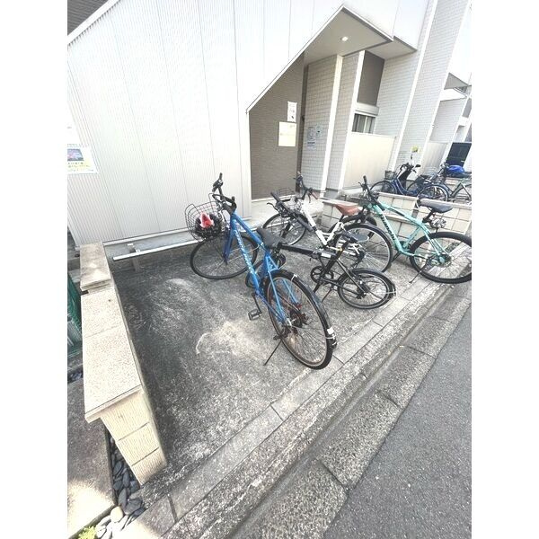 熱田スカイタワー31F　名古屋市賃貸　仲介手数料無料の駐車場