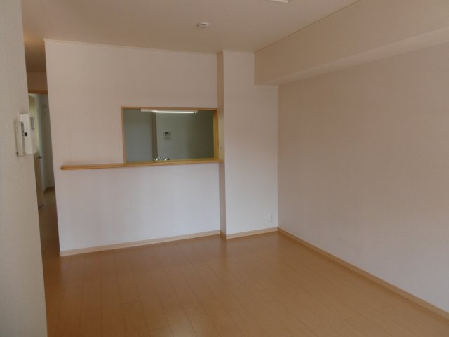 アンソレイユ西山Ⅰのキッチン|カウンターキッチン