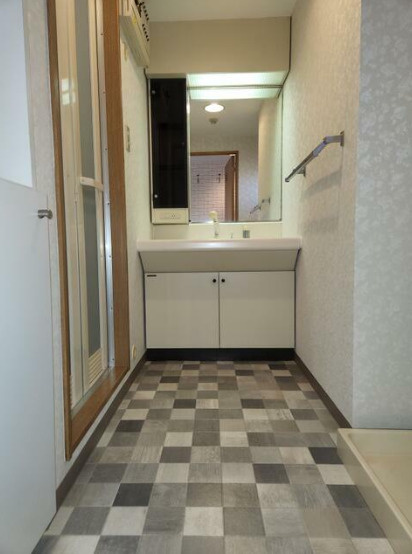 大和市福田４丁目の賃貸マンションの洗面所