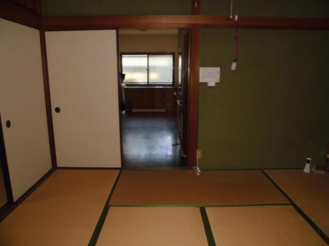 八代市古城町の中古一戸建の和室