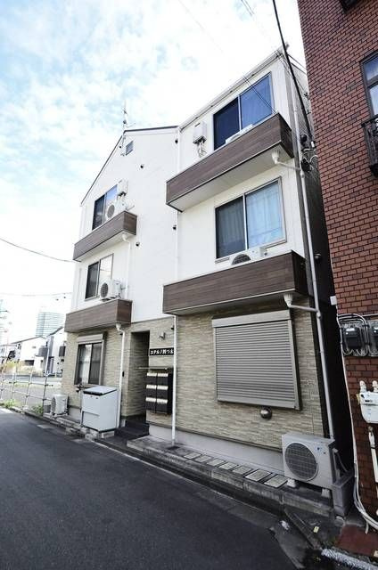 エテルノ四つ木の外観