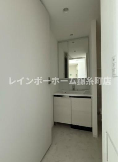 ラクレイス曳舟の独立洗面台