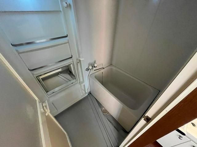 コーポイマージュＡ棟の浴室