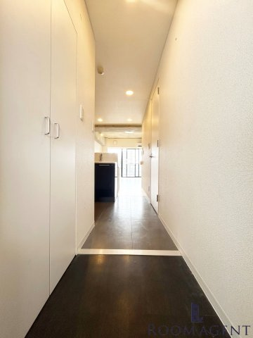 スクエア名駅南の玄関