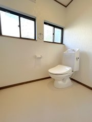 【トイレ】 | 大館市有浦1丁目7-28・中古住宅☆リフォーム済☆