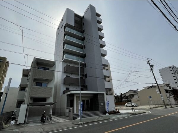 グリーンコート中島の外観