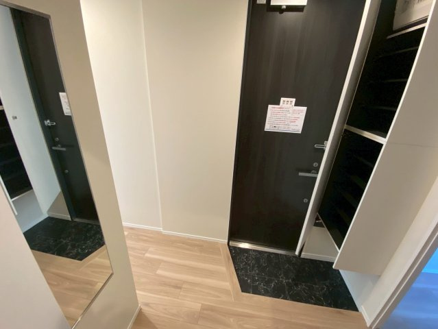 グレイスメゾン久我山の玄関