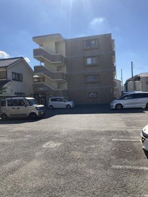 【外観】 | ルミエール湘南 | 閑静な住宅街に立地の賃貸マンション