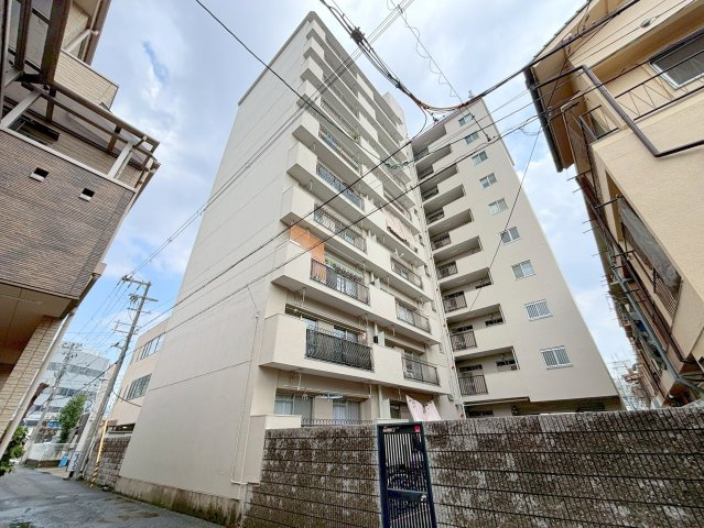 ハイツ東興の外観