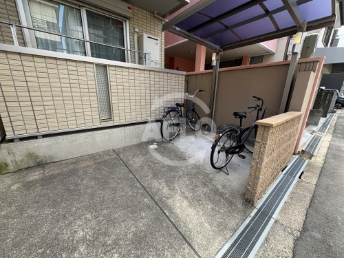 片岡マンションのその他共用部分|片岡マンション　駐輪場