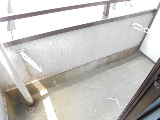 スカイコート池袋４のバルコニー