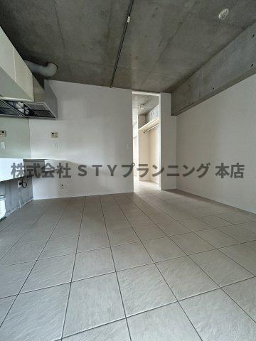 仲介手数料0円！プリマヴェール名駅シュールの居間・リビング