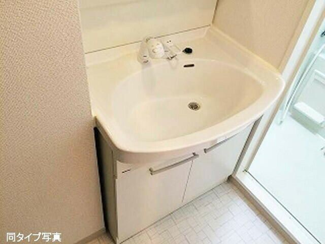 コンフォリア墨田立花の洗面所