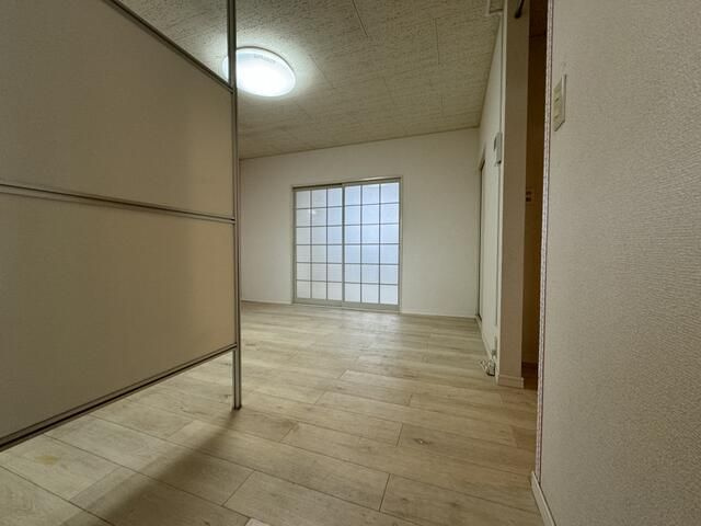 梨の木ハイツの洋室