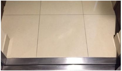 プラウドタワー亀戸の玄関