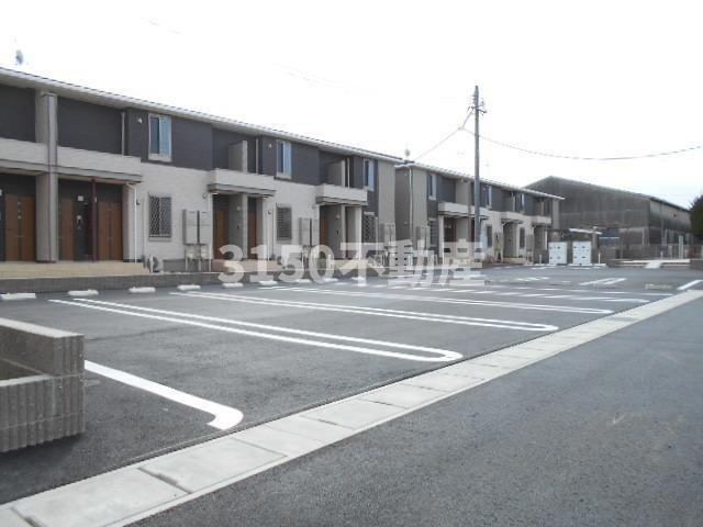 ジェルメ　アールＣの駐車場|駐車場に車を止められます