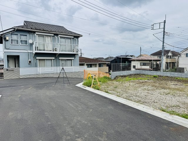 八王子市　小宮町　建築条件付き売地　４期の前面道路含む現地写真|～北西側5ｍ・北東側5ｍ道路に面しています～