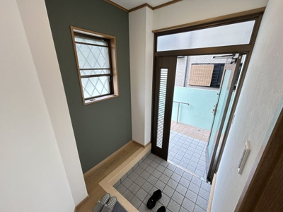 【玄関】 | 新甲陽町中古戸建