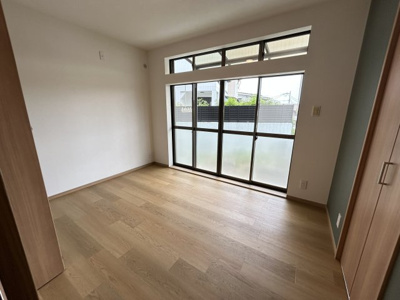 【洋室】 | 新甲陽町中古戸建