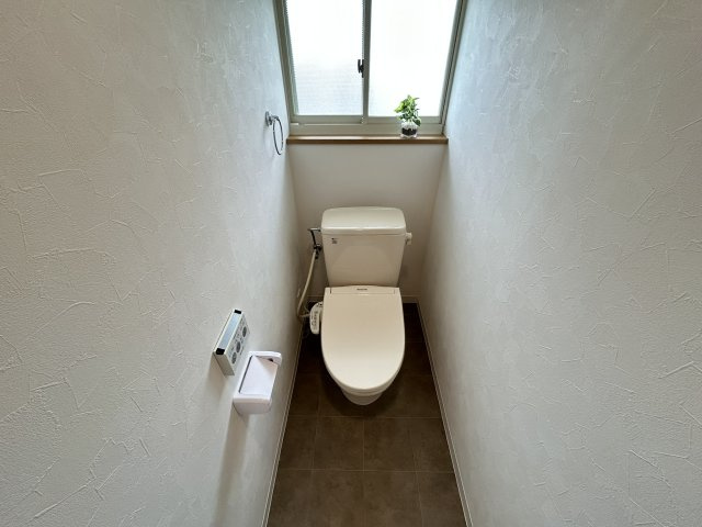 【トイレ】 | 新甲陽町中古戸建