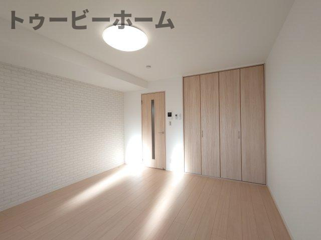 キャメル入曽5の居間・リビング|こちらの居間で趣味の時間をお楽しみください