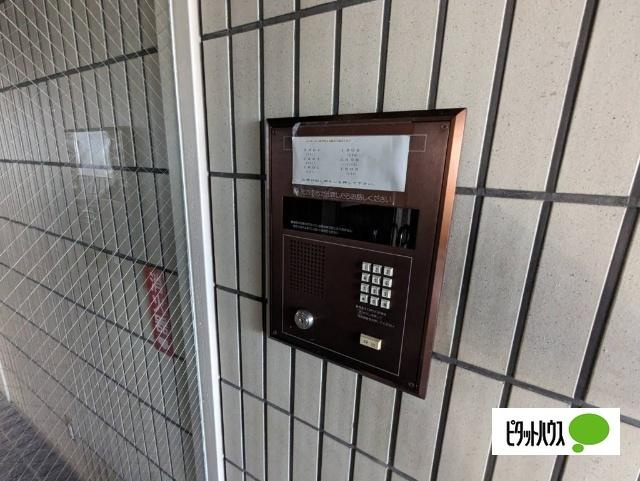 メイセイマンションのロビー