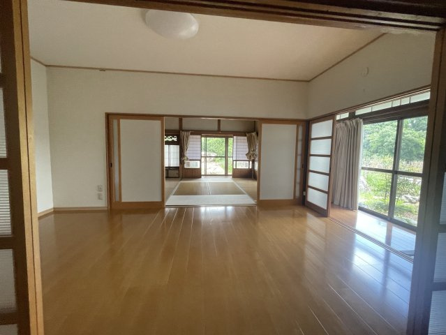 津山市上横野　中古住宅　平屋　5LDKの洋室